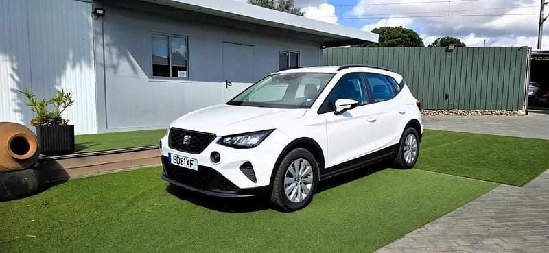Branco Usado 2023 Seat Arona SUV | € 16.700 (Preço justo) - Imagem 1/4