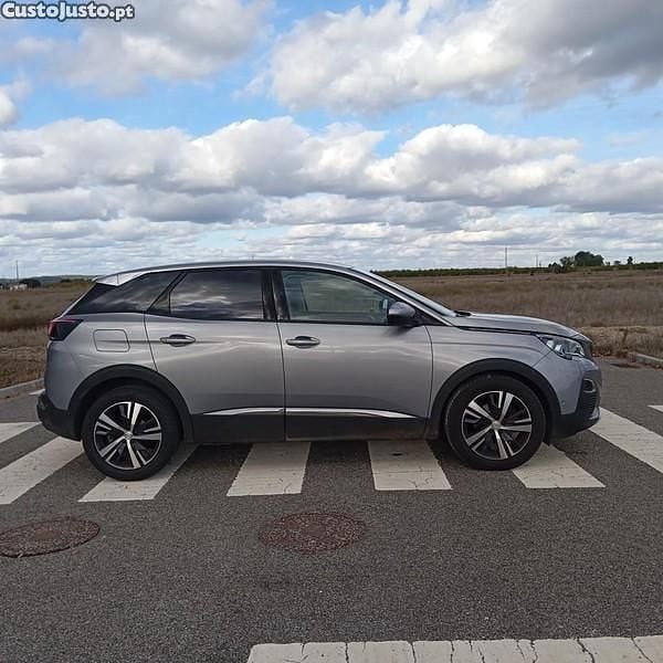 Cinza Usado 2018 Peugeot 3008 Allure SUV | € 15.990 (Super Preço) - Imagem 1/1