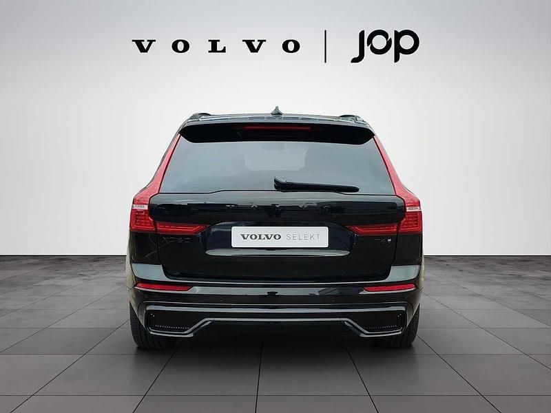 Usado Volvo XC60 350 HP (257 kW) 2024 Preto SUV