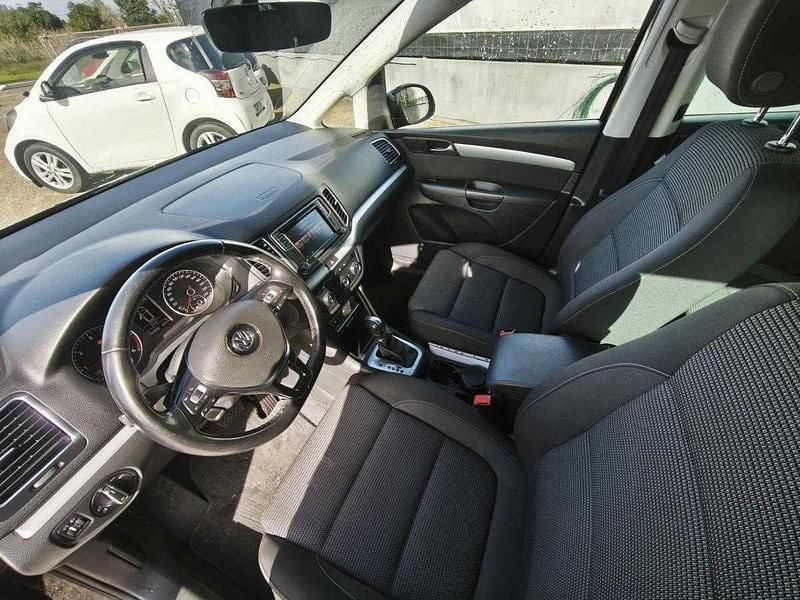 Usado VW Sharan 150 HP (110 kW) 2018 Preto Monovolume
