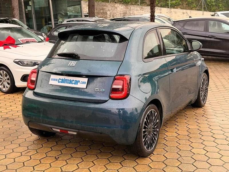 Usado Fiat 500e 86 kW (118 HP) 2022 Verde
