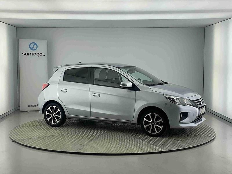Cinzento Usado 2024 Mitsubishi Space Star | € 14.600 (Preço justo) - Imagem 1/4