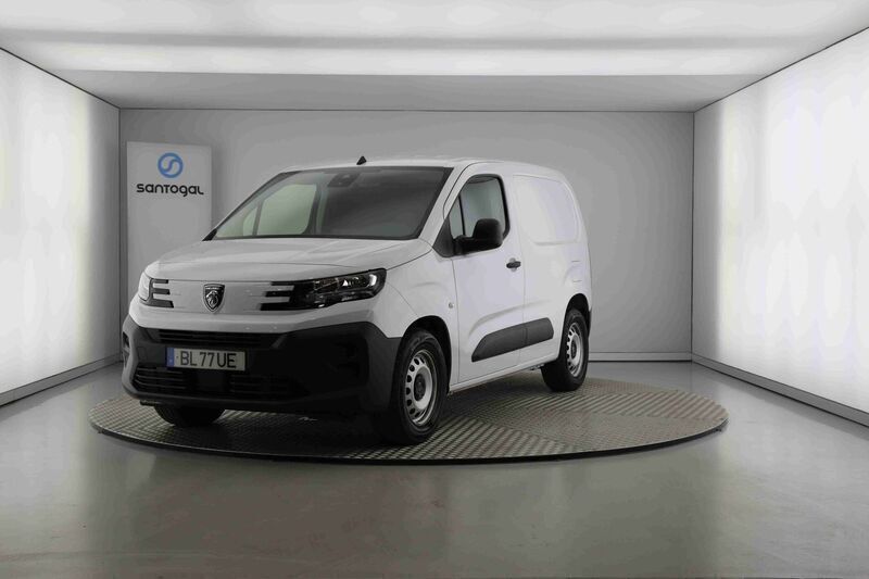 Branco Usado 2024 Peugeot E-Partner Monovolume | € 26.490 (Bom preço) - Imagem 1/4