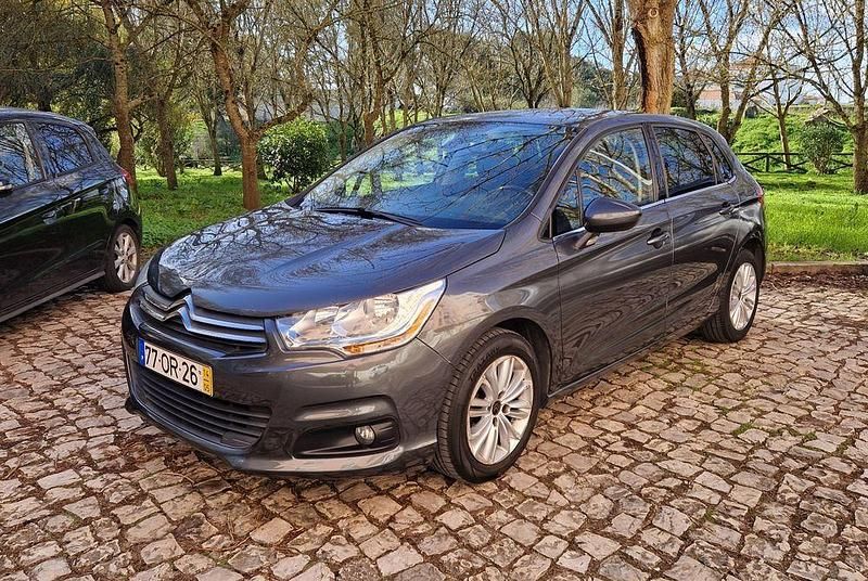Usado Citroën C4 Attraction 2014 Sedan