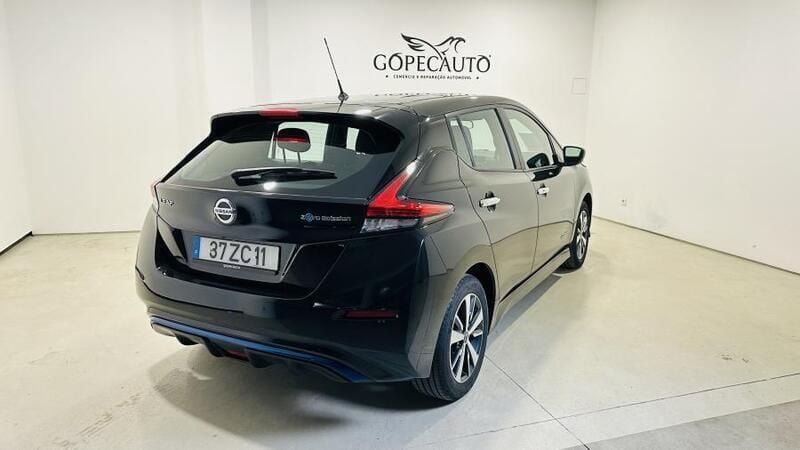 Usado Nissan Leaf Acenta 110 kW (150 HP) 2019 Preto Citadino