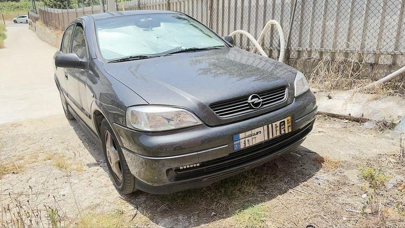 Usado 2000 Opel Astra Sedan | € 2.600 (Caro) - Imagem 1/4