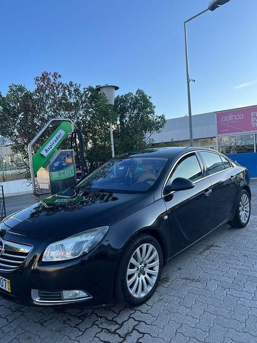 Usado 2009 Opel Insignia Sedan | € 7.000 (Caro) - Imagem 1/4