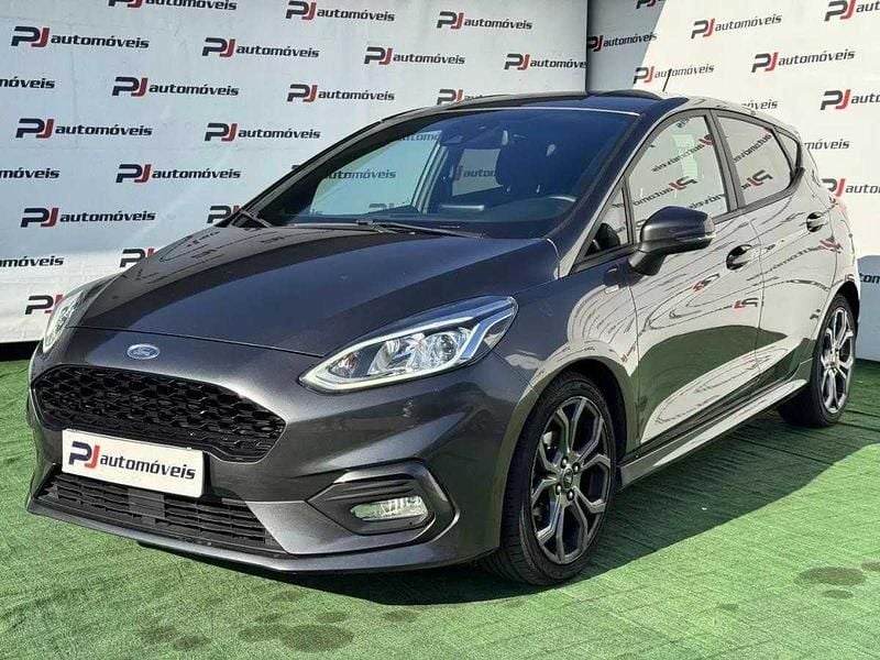Cinzento Usado 2019 Ford Fiesta ST-Line Citadino | € 13.450 (Preço justo) - Imagem 1/4