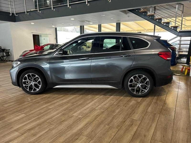 Usado BMW X1 220 HP (161 kW) 2021 Cinzento SUV