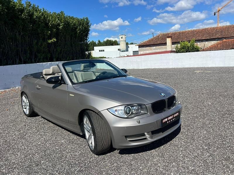 Usado BMW 123 Cabriolet 204 HP (150 kW) 2008 Cinza Cabrios