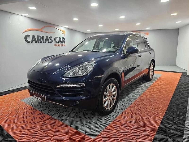 Azul Usado 2011 Porsche Cayenne SUV | € 23.990 (Super Preço) - Imagem 1/4