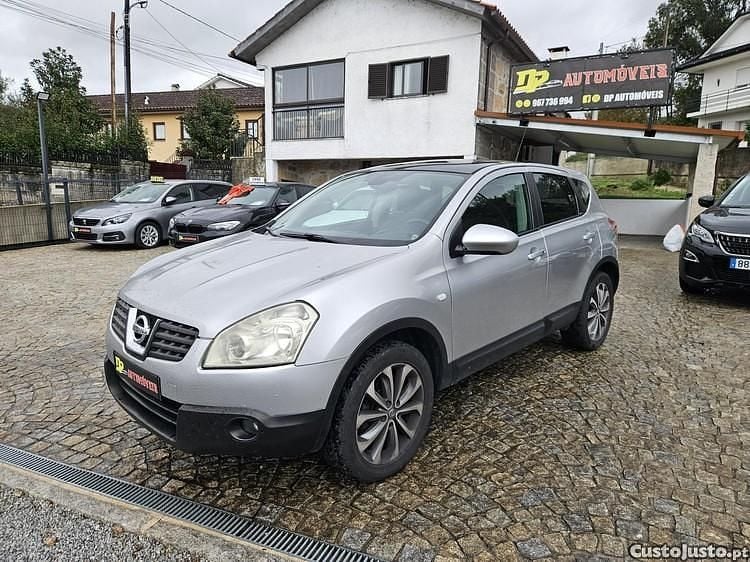 Cinza Usado 2007 Nissan Qashqai Tekna SUV | € 4.500 (Bom preço) - Imagem 1/1