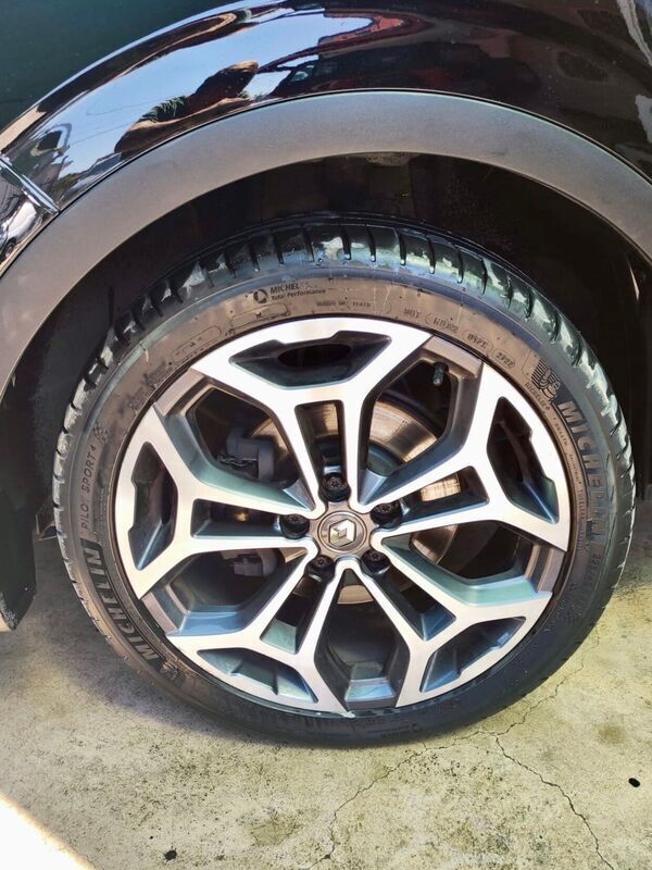 Usado Renault Kadjar Intens 115 HP (84 kW) 2019 Preto SUV