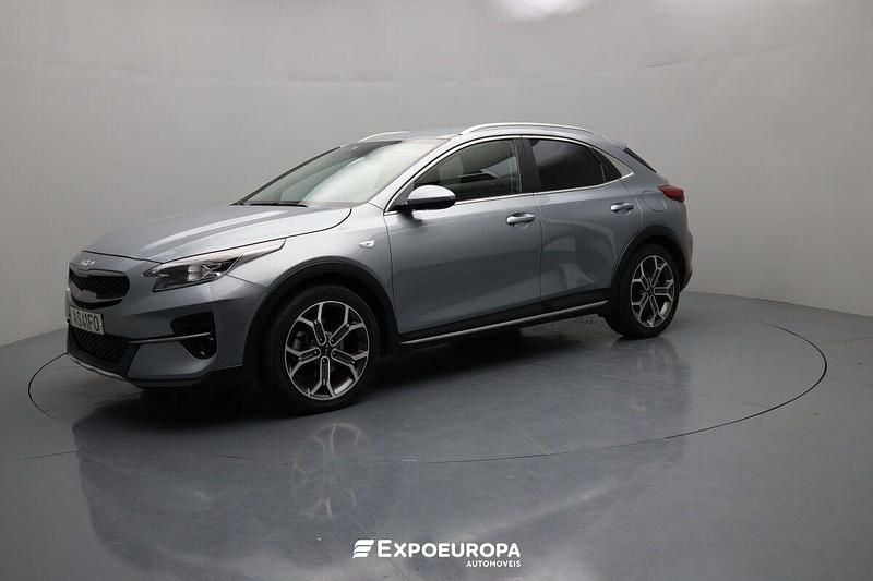 Cinza Usado 2022 Kia XCeed SUV | € 19.990 (Preço elevado) - Imagem 1/4