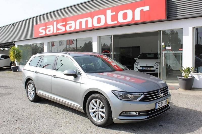 Cinzento Usado 2015 VW Passat Carrinha | € 14.250 (Preço justo) - Imagem 1/1