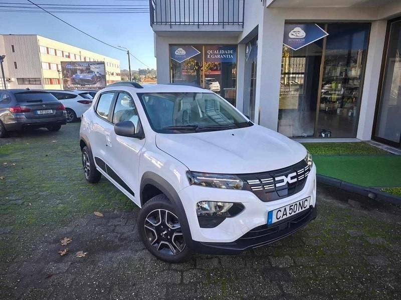 Branco Usado 2023 Dacia Spring Citadino | € 12.990 (Preço justo) - Imagem 1/4