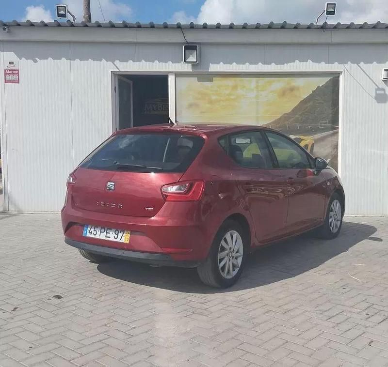 Usado Seat Ibiza Reference 75 HP (55 kW) 2014 Vermelho