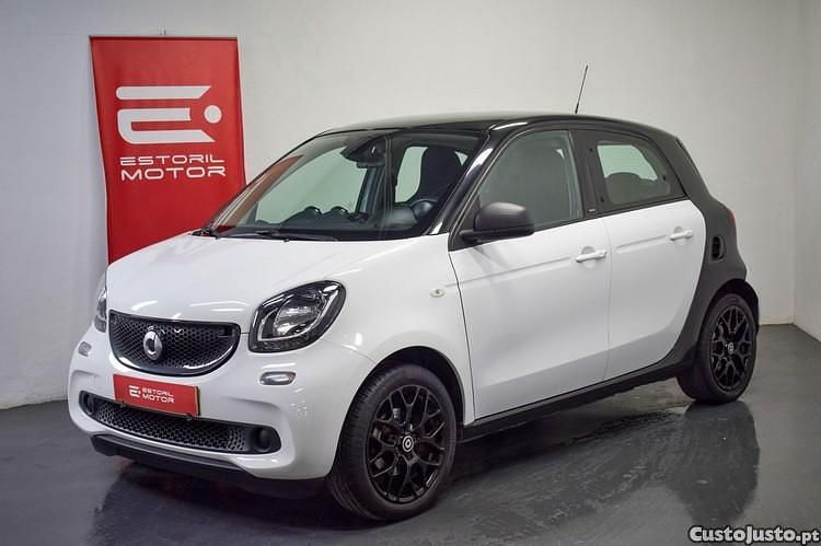 Branco Usado 2018 Smart ForFour Passion Citadino | € 12.900 (Preço justo) - Imagem 1/1