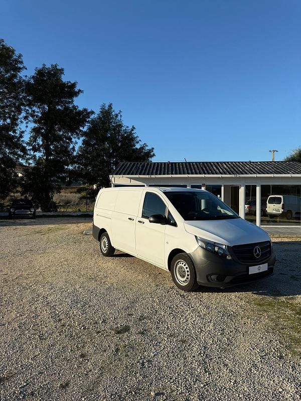 Branco Usado 2018 Mercedes Vito Sedan | € 13.900 (Super Preço) - Imagem 1/4