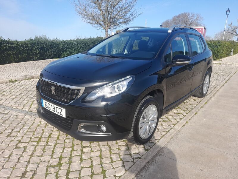 Preto Usado 2019 Peugeot 2008 Active SUV | € 13.480 (Preço justo) - Imagem 1/4