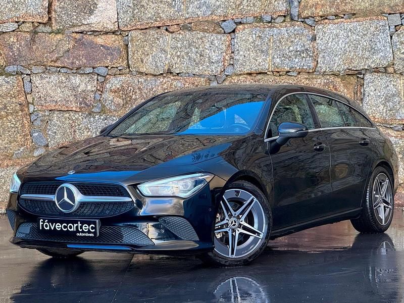 Usado Mercedes CLA180 Urban 109 HP (80 kW) 2020 Preto Sedan