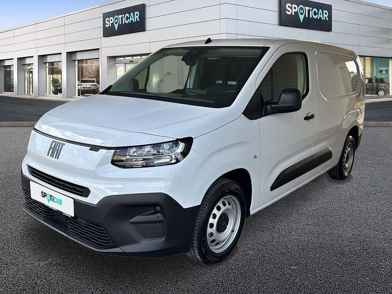 Branco Novo 2025 Fiat Doblò Monovolume | € 22.300 - Imagem 1/4