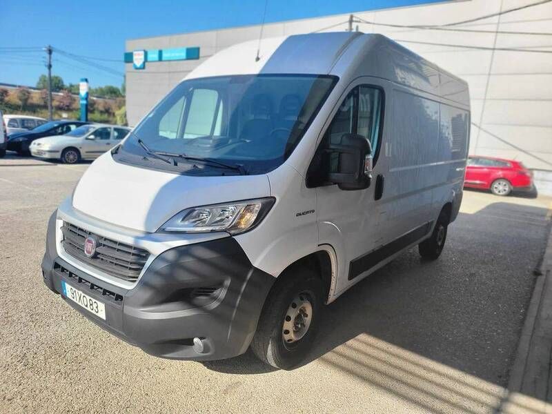 Usado Fiat Ducato 131 HP (96 kW) 2019 Branco Van