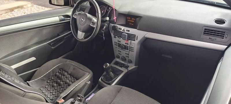 Usado 2009 Opel Astra | € 2.800 (Super Preço) - Imagem 1/4