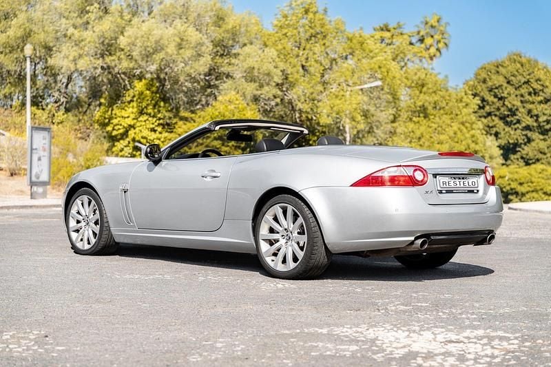 Usado Jaguar XK 258 HP (189 kW) 2010 Cinza Cabrios