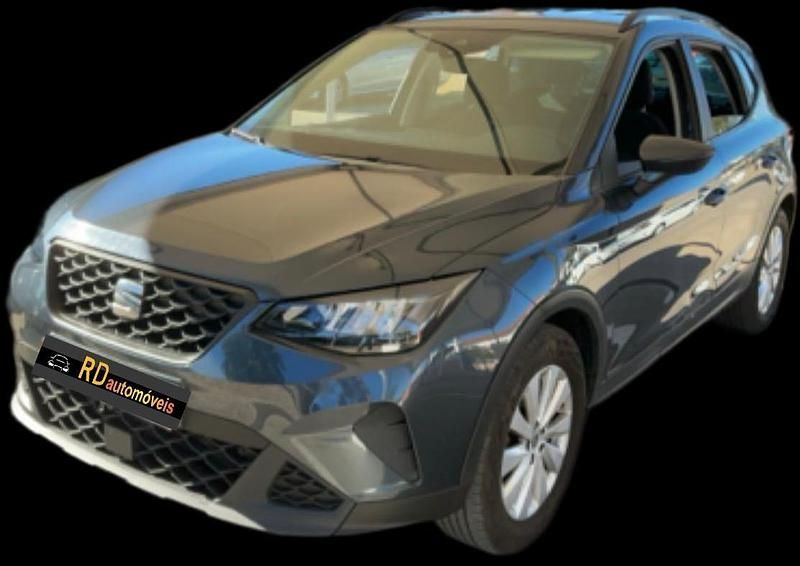 Cinzento Usado 2023 Seat Arona SUV | € 19.000 (Preço justo) - Imagem 1/4