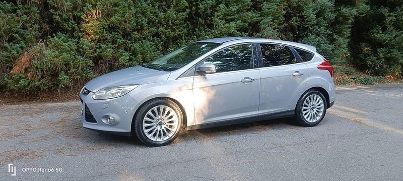 Usado 2011 Ford Focus Titanium Sedan | € 7.365 (Preço justo) - Imagem 1/4