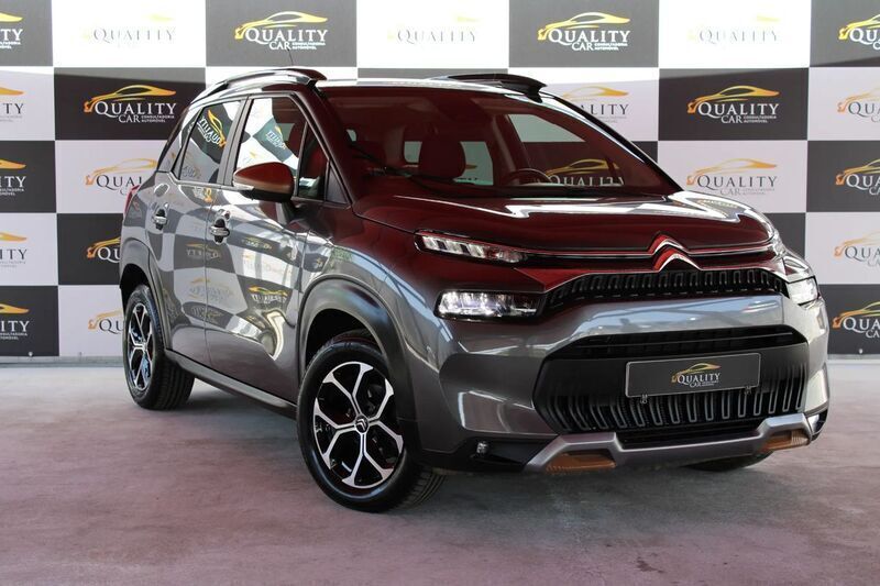 Cinza Usado 2022 Citroën C3 Citadino | € 20.750 (Caro) - Imagem 1/4