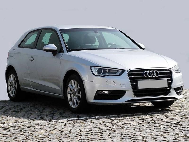 Usado Audi A3 105 HP (77 kW) 2014