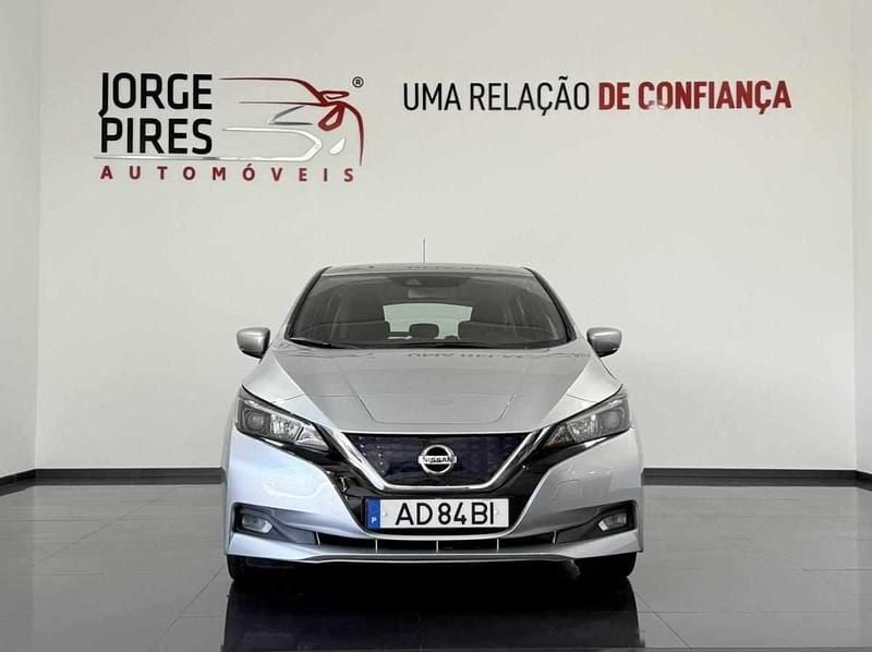 Usado Nissan Leaf 110 kW (150 HP) 2019 Cinzento Citadino