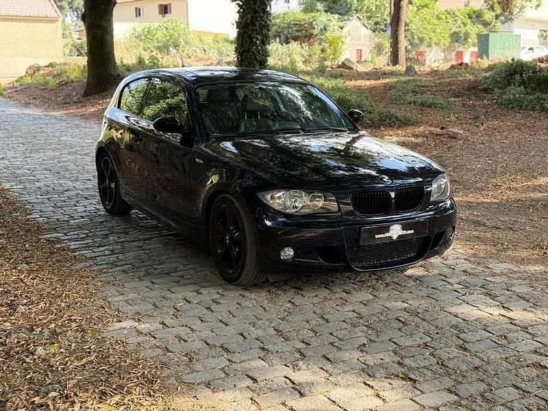 Azul Usado 2008 BMW 123 Citadino | € 14.750 (Bom preço) - Imagem 1/4