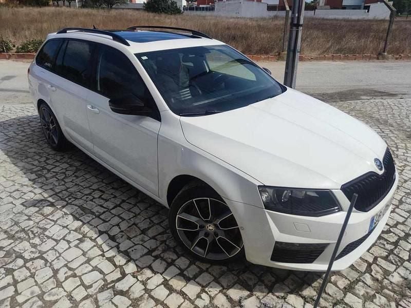 Branco Usado 2014 Skoda Octavia RS Carrinha | € 19.000 - Imagem 1/4