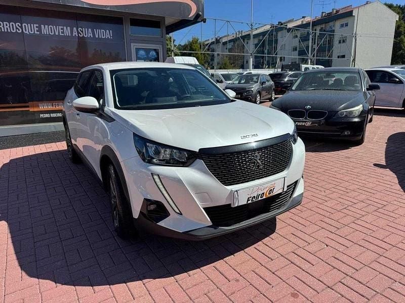 Branco Usado 2021 Peugeot 2008 Active SUV | € 17.250 (Preço justo) - Imagem 1/4
