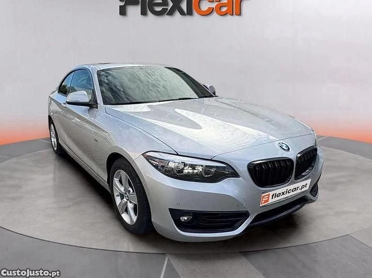 Cinza Usado 2017 BMW 218 Sport Line Coupé | € 18.490 (Bom preço) - Imagem 1/1