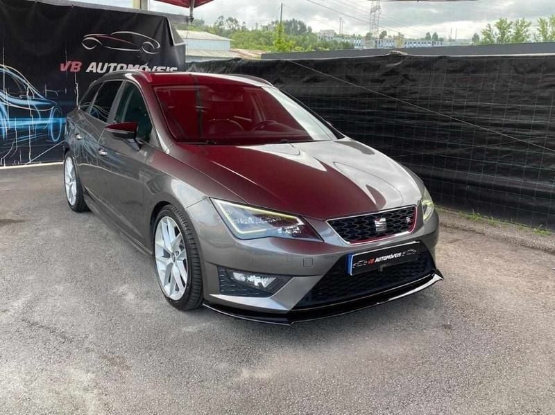 Cinzento Usado 2014 Seat Leon ST Carrinha | € 18.990 (Preço elevado) - Imagem 1/4