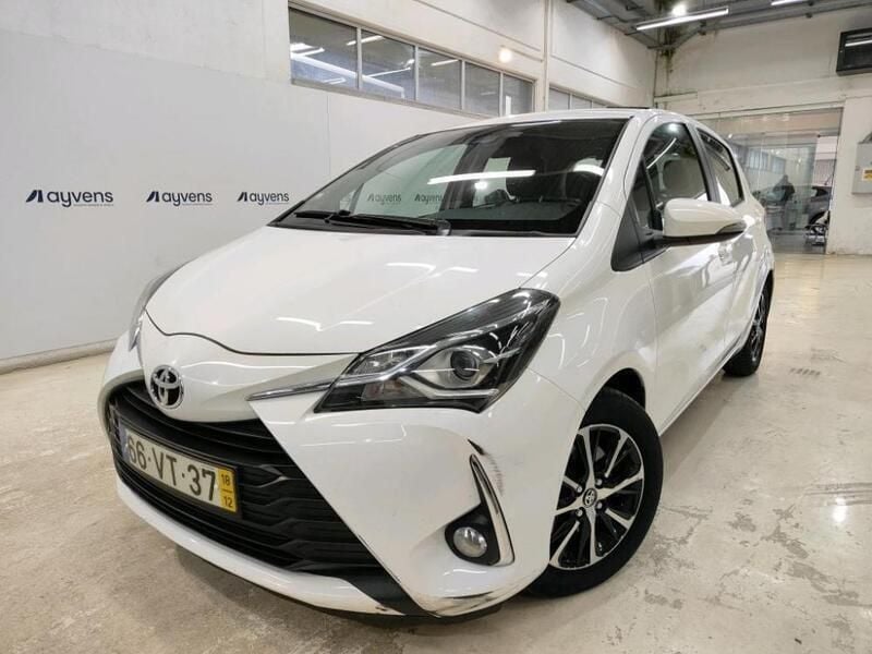 Branco Usado 2018 Toyota Yaris | € 10.980 (Bom preço) - Imagem 1/4