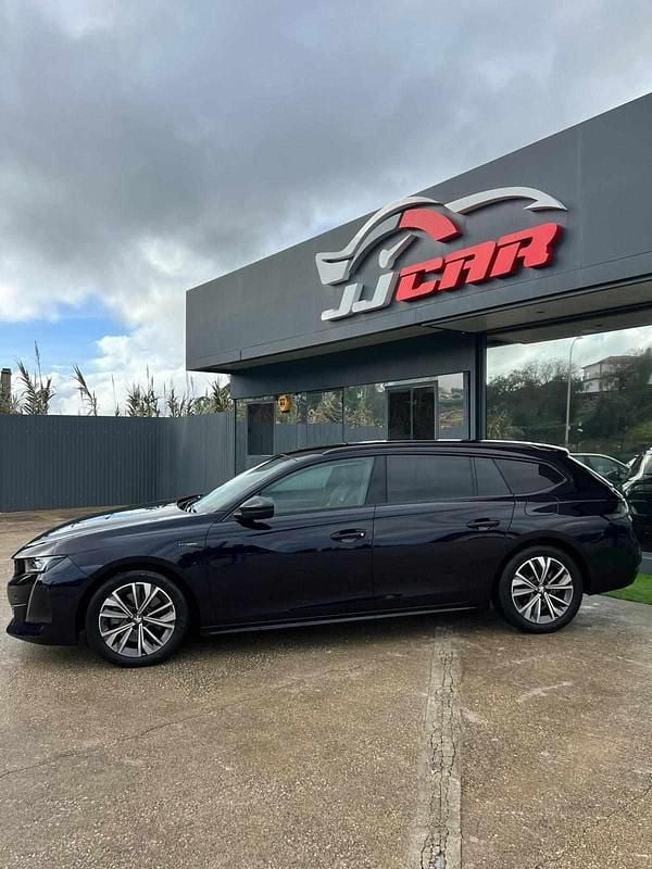 Usado Peugeot 508 SW 225 HP (165 kW) 2022 Azul Carrinha