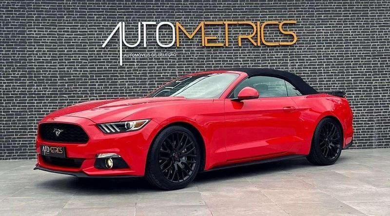 Usado Ford Mustang 314 HP (230 kW) 2015 Vermelho Cabrios