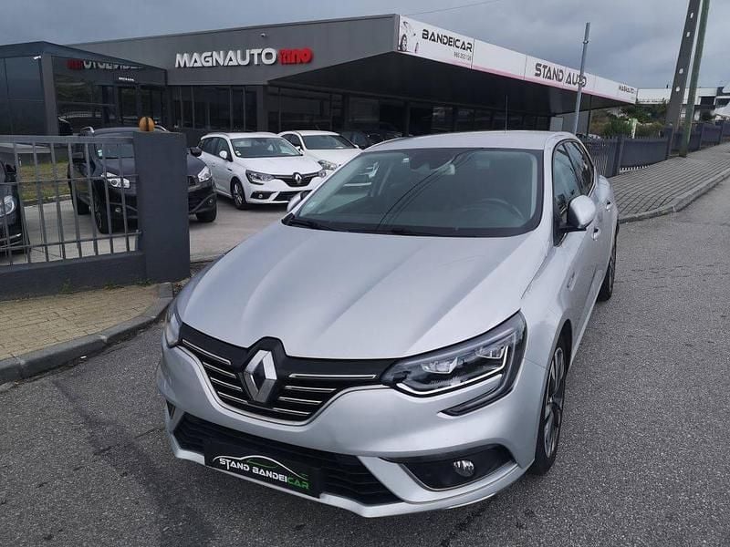 Usado Renault Mégane IV 110 HP (80 kW) 2019 Cinzento