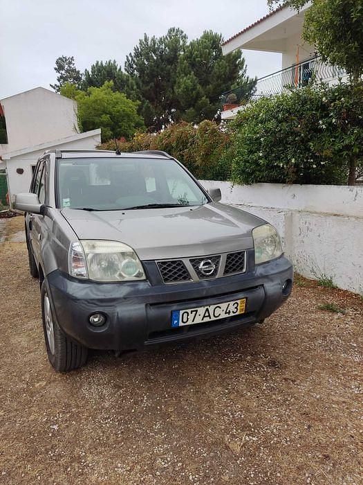 Usado 2005 Nissan X-Trail SUV | € 6.000 - Imagem 1/4