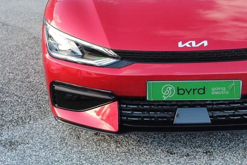 Usado Kia EV6 GT-Line 168 kW (229 HP) 2021 Vermelho SUV
