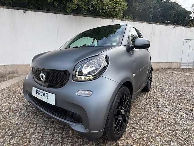 Cinzento Usado 2016 Smart ForTwo Coupé Coupé | € 11.350 (Preço justo) - Imagem 1/4