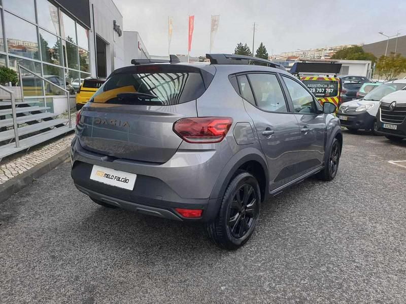 Usado Dacia Sandero 101 HP (74 kW) 2025 Cinzento Citadino