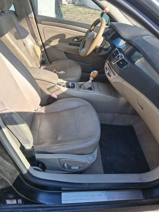 Usado 2007 Renault Laguna III Sedan | € 1.400 (Super Preço) - Imagem 1/4