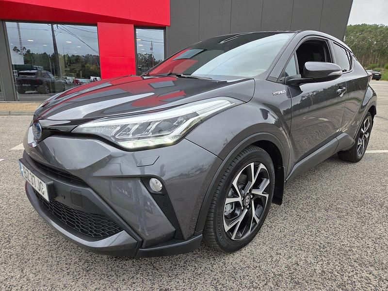 Usado Toyota C-HR Business Edition 122 HP (89 kW) 2021 Cinza SUV