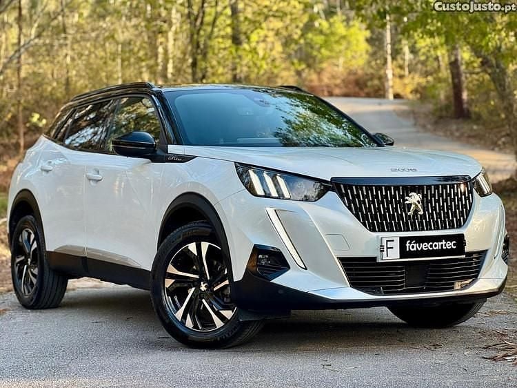 Branco Usado 2020 Peugeot 2008 GT SUV | € 17.950 (Preço justo) - Imagem 1/1